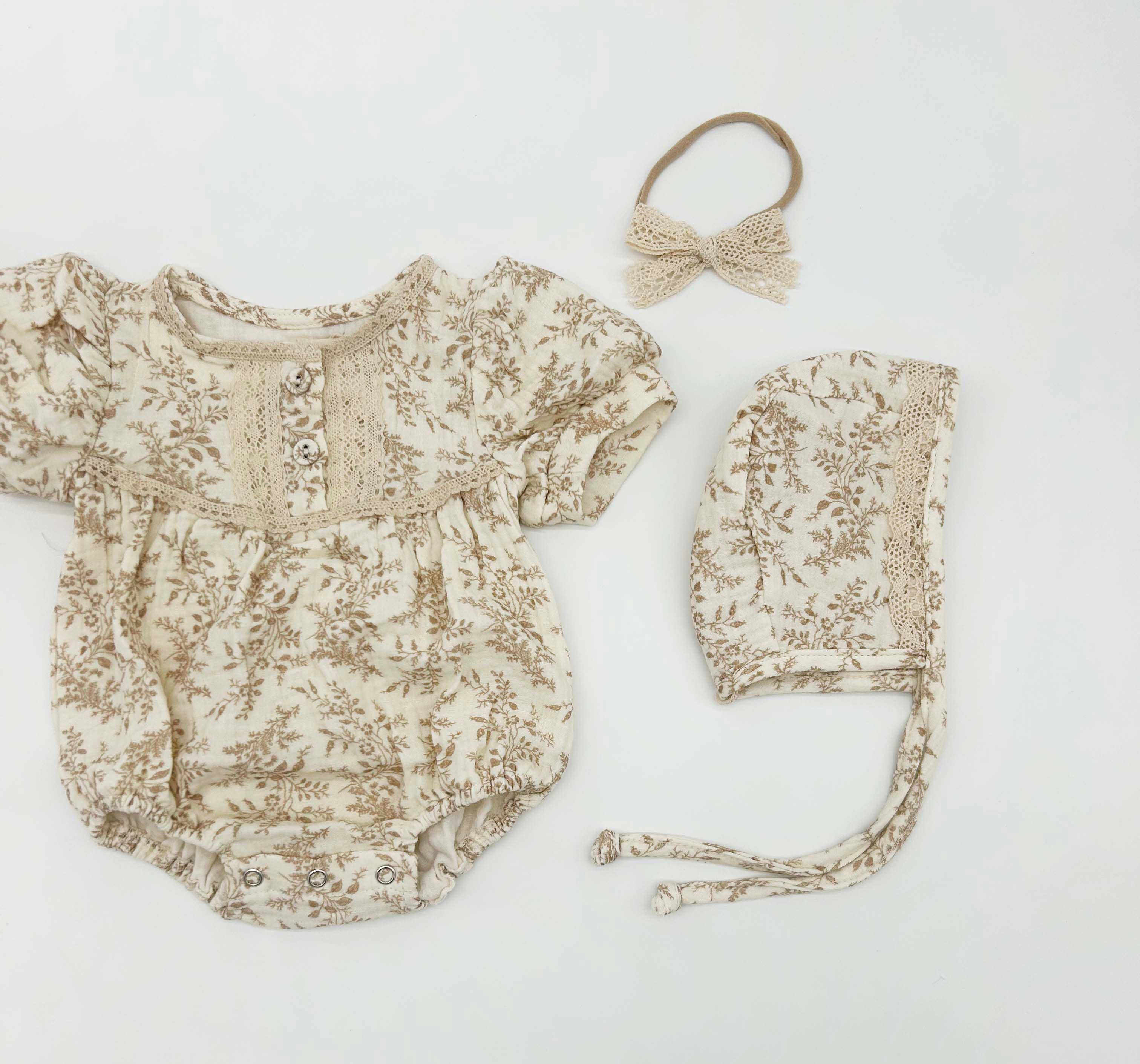 OLIVE & CRADLE - Vente Ensemble de vêtements – bébé - Ensemble Combinaison à Manches Courtes Elodie7