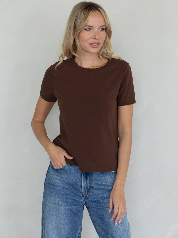 T-shirt Stella pour la vente par Things Between