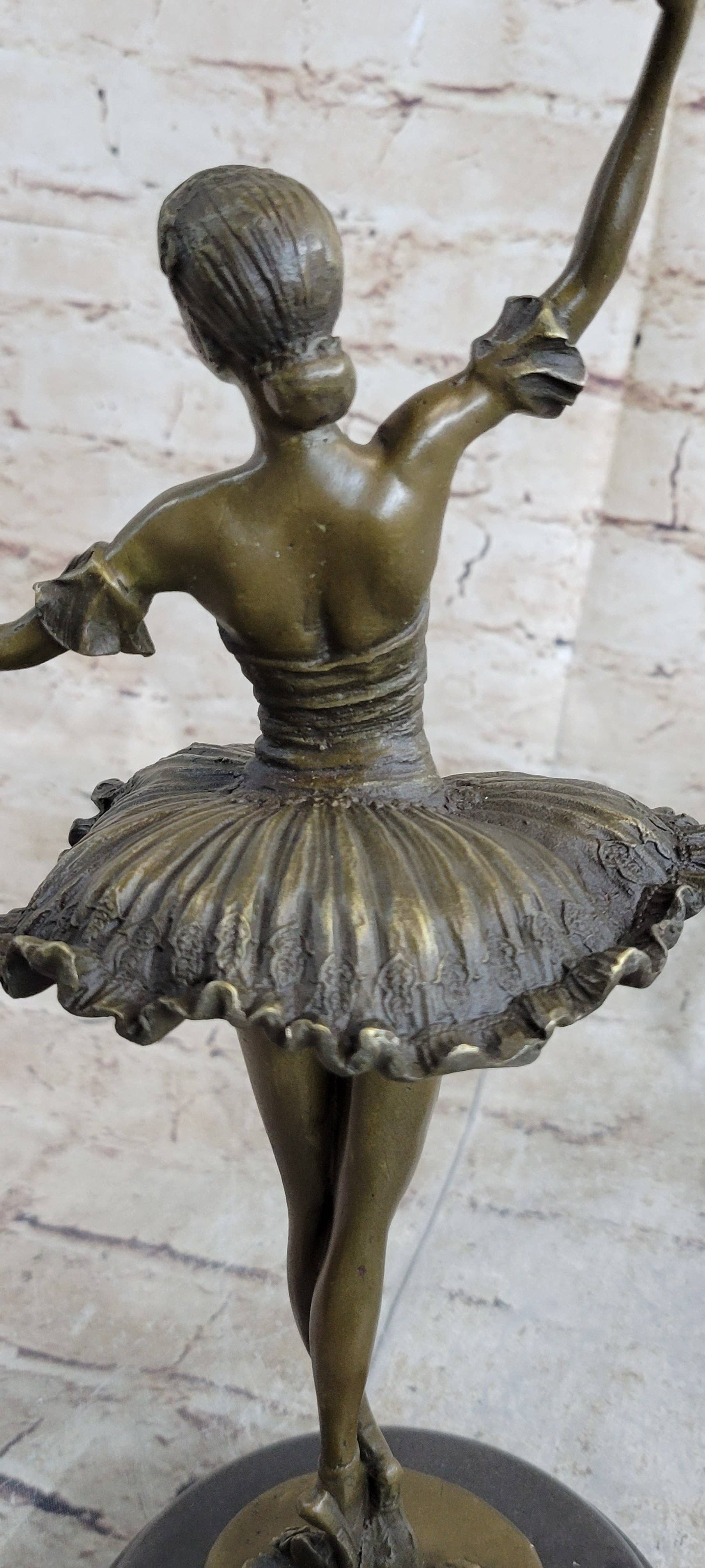 Bronzhaus - Wholesale Sculpture - Graceful Ballerina Ballet Wearing Tutu Dance Class Dancer Bronze Sculpture Decor7