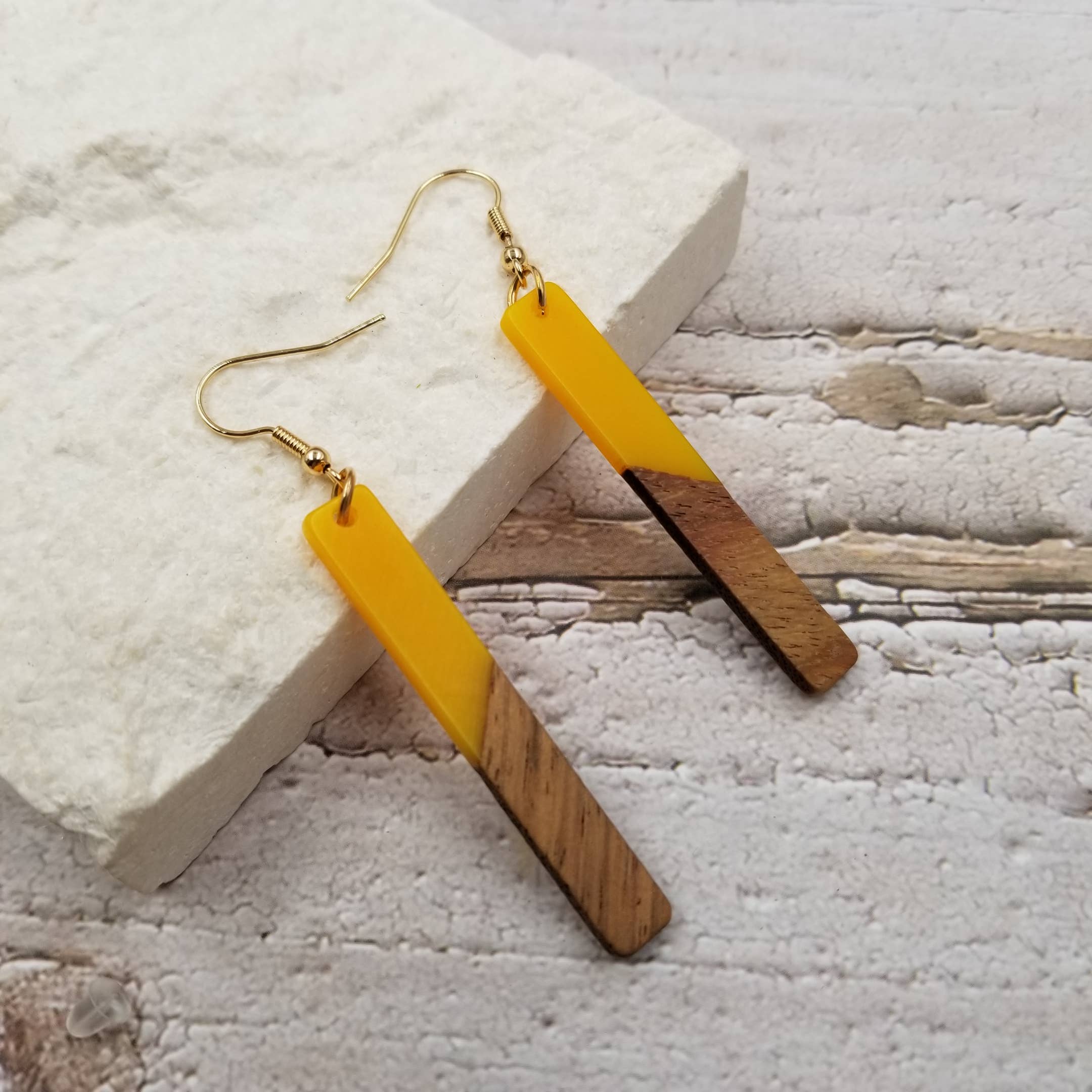 Treasure Wholesale - Wholesale Dangle Earrings - Stick Resin & Wood Drop Earrings2