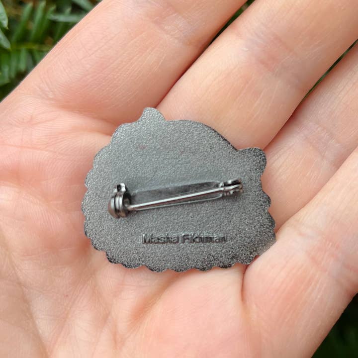 Masha Fikhman Art - Wholesale Lapel Pin/Button - Beret Tiger Pin4