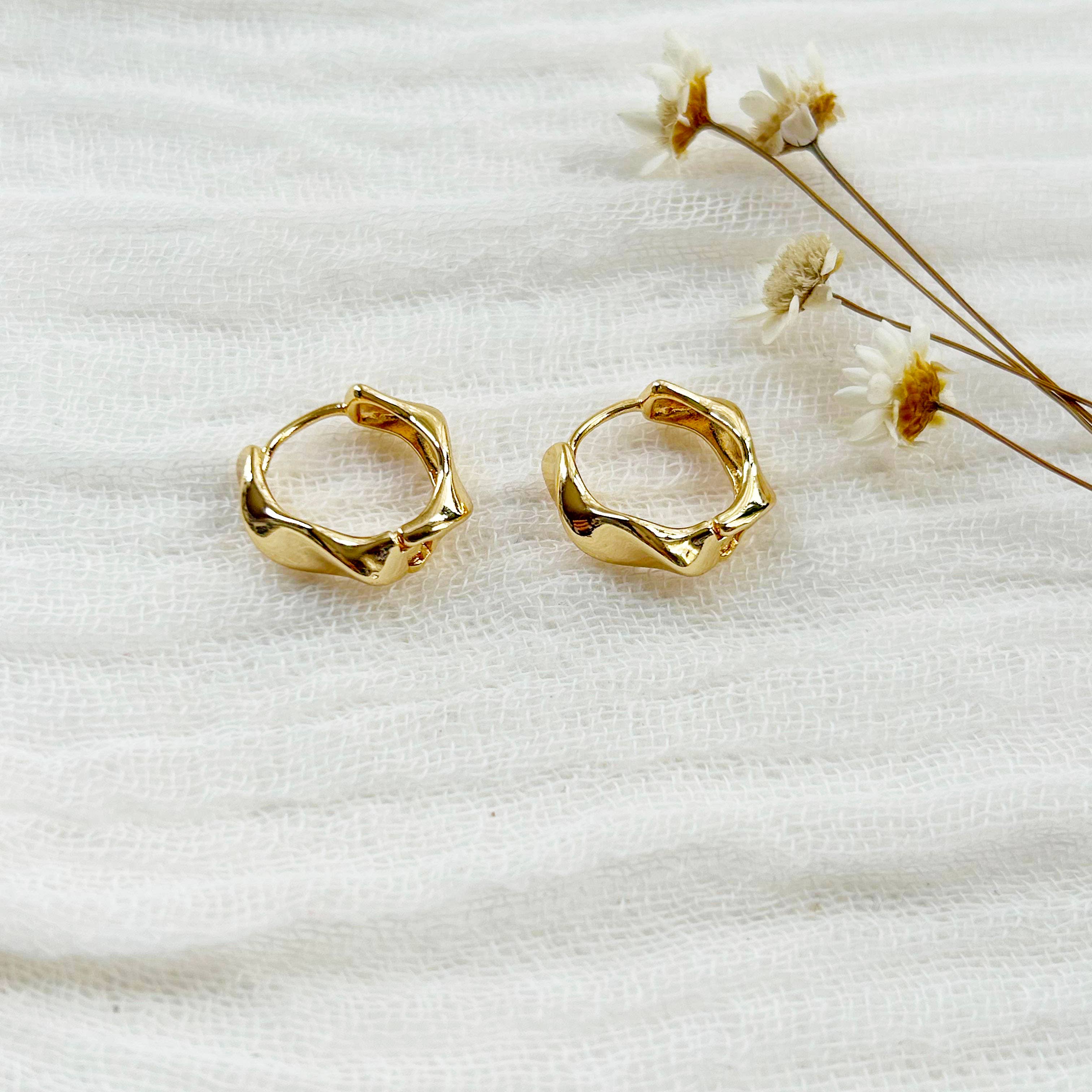 KARA | TOZER - Wholesale Hoop Earrings - Gold Twist Hoops0