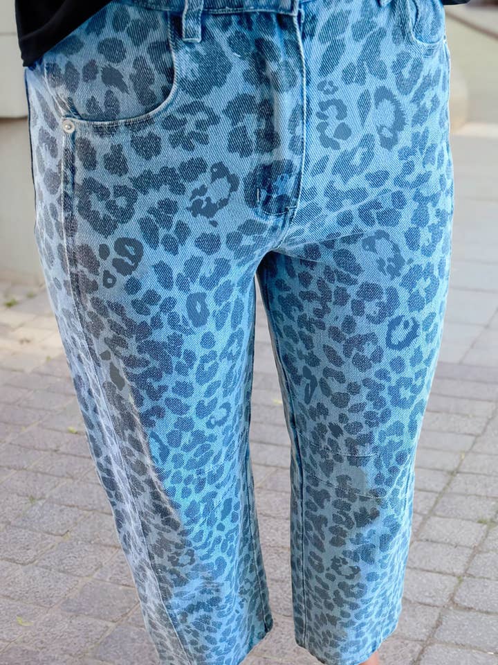 Leopard Print Straight Loose Jeans for wholesale by 1 the Woman