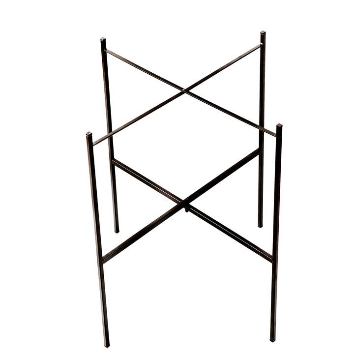 Support de table de 18 po (46 cm) pour la vente par Nadja Wedin design