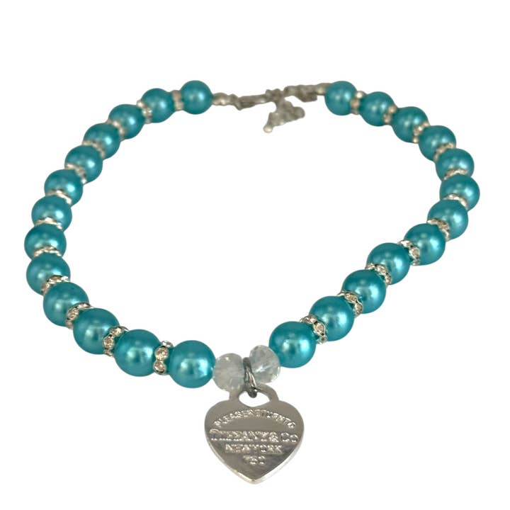 Bark Fifth Avenue - Wholesale Pet Collar - Dog - Three-Row Pearl Sniffany Dog Necklace