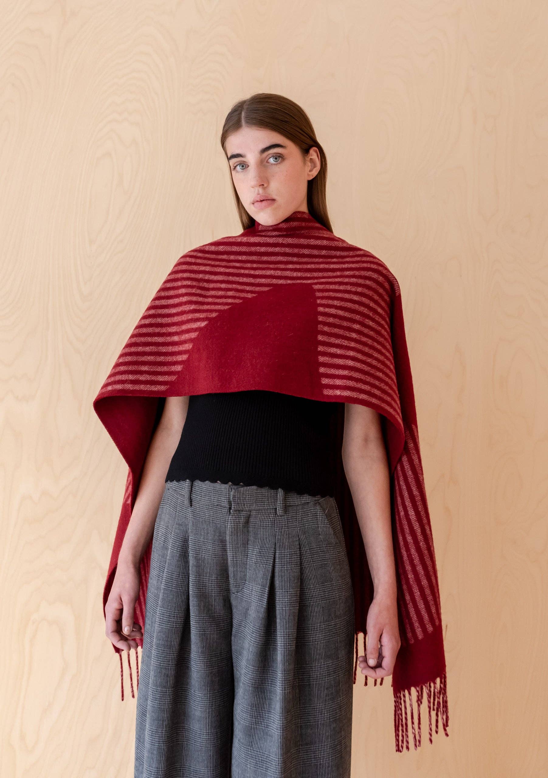 TBCo - Wholesale Scarf - Women's - Lambswool Oversized Scarf in Burgundy Wave0