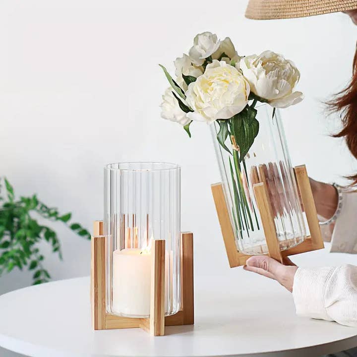Jarrón de Vidrio Acanalado de 8" - Base de Madera, Portavelas de Centro de Mesa y otras tendencias de Resultados para bases cristal para centros mesa al por mayor. Devoluciones gratuitas y condiciones de pago a 60 días en Faire en Faire.
