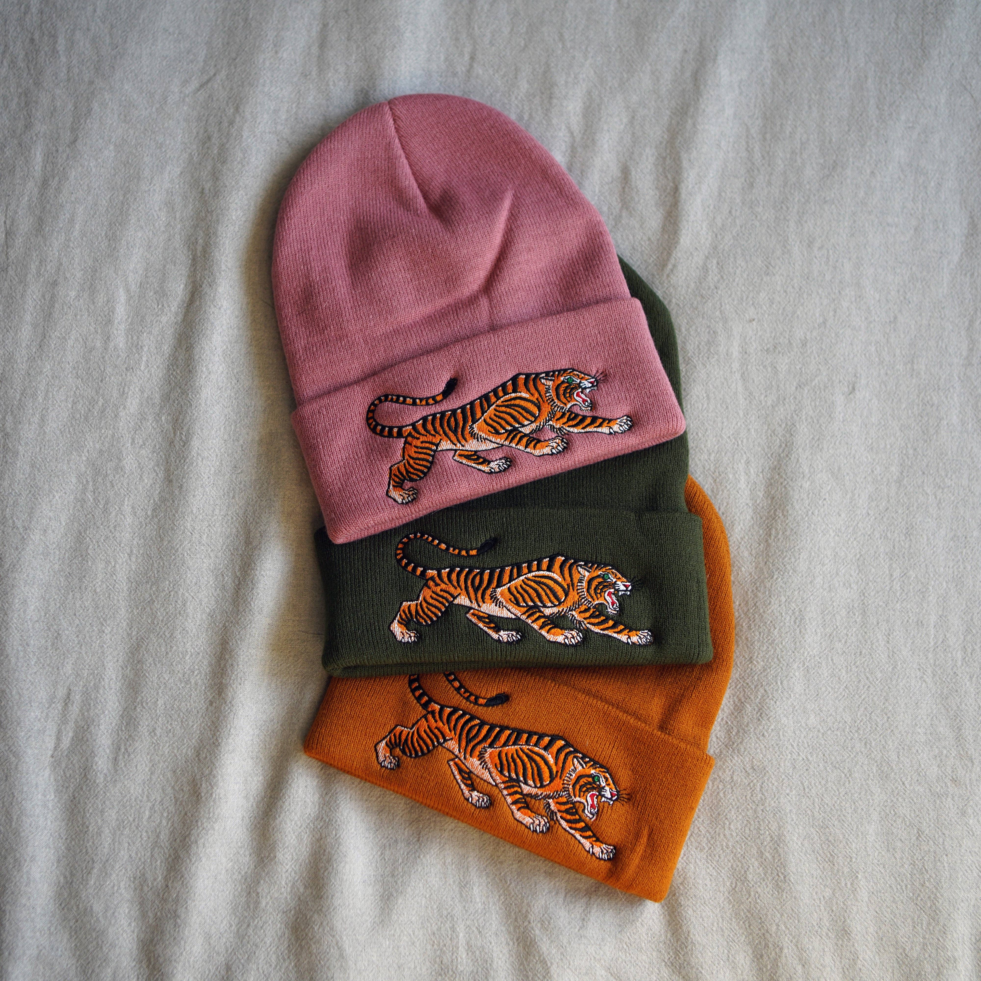 Stuntin Goods - Vendita all'ingrosso Berretto - Unisex - Cappellino Tiger in maglia ricamata3