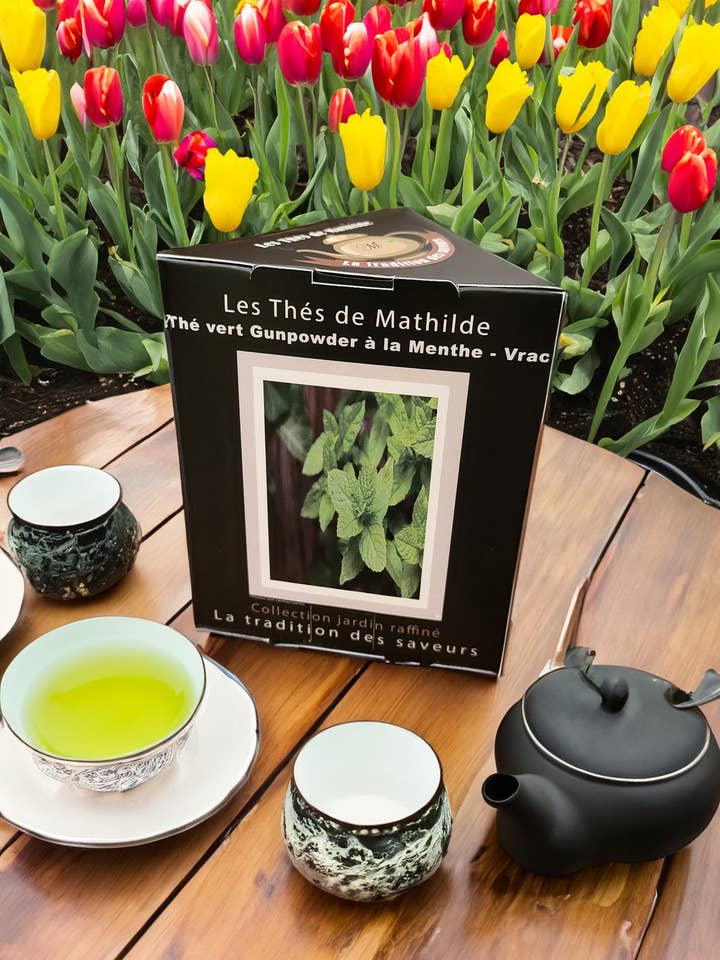 BREZZA DI MENTA ORIENTALE - Tè verde alla menta, pinoli, mango e cardamomo per la vendita all'ingrosso da parte di Les Thés de Mathilde