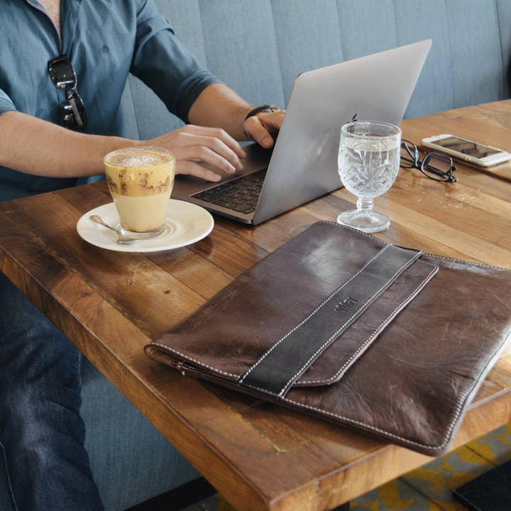 VIVIFY Marokko – wholesale Fodral för bärbar dator och surfplatta - Dam – Laptopfodral i skinn för bärbar dator och anteckningsbok – Zagora3