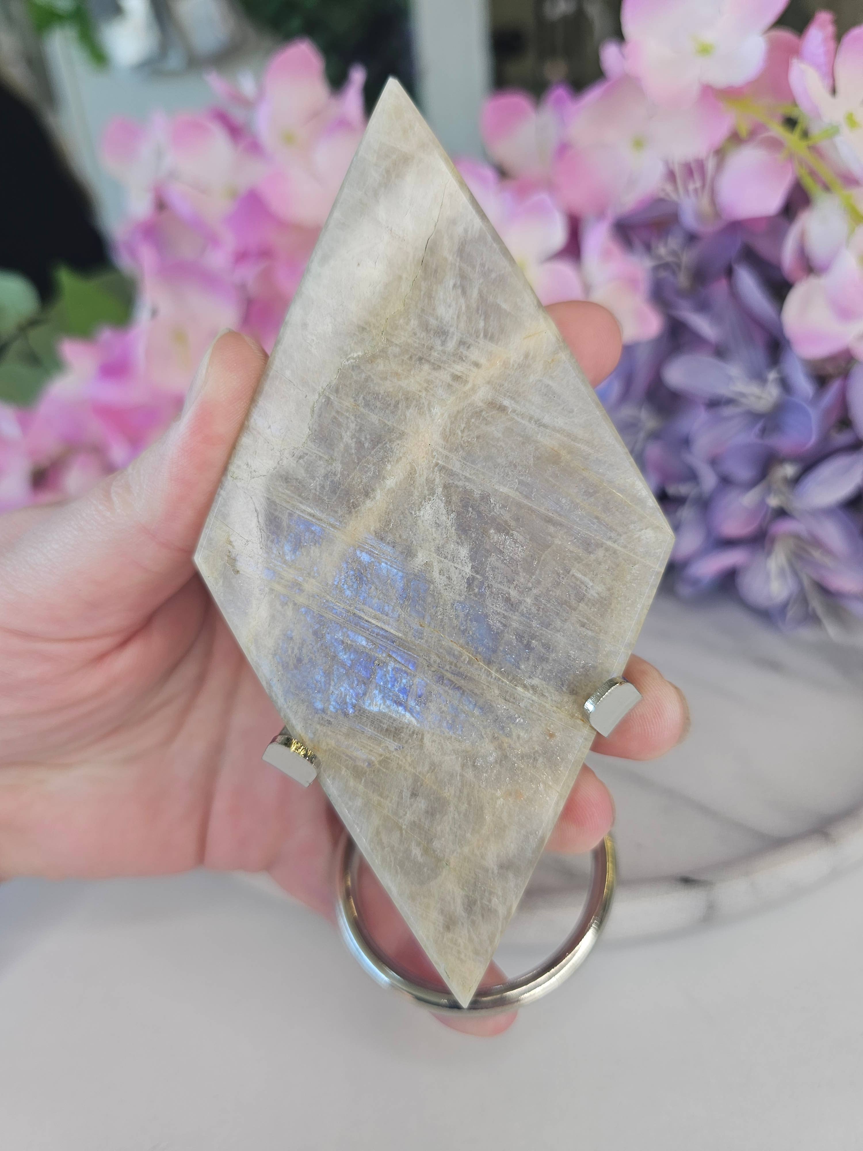 Crystal Cove Minerals – wholesale Spiritual stone/crystal – Moonstone Diamonds On Stands0