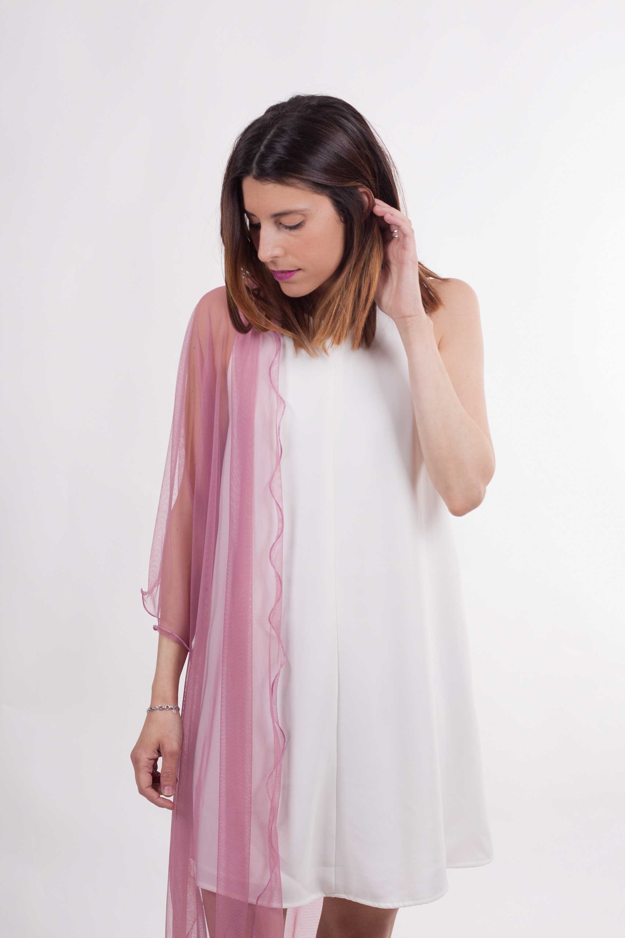 MR Complements - Vente Écharpe – femme - Châle en tulle grande taille aux bords ondulés12