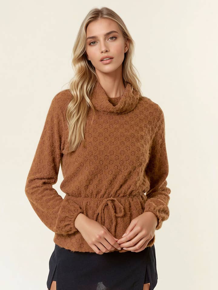 Top met ronde hals en geruwde bloemenprint van stretchkant - 44675T voor wholesale door Doe and Rae