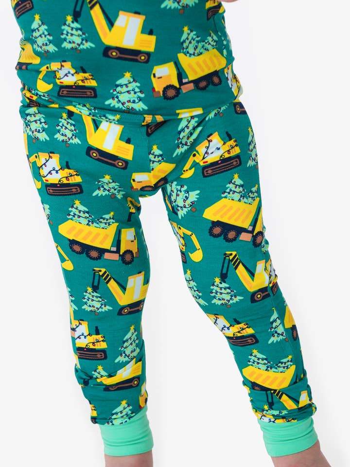 Grön SoftSnooze™ Barn Bambu Viskos Holiday Haul Pyjamaset med Långärmad Tröja för wholesale på Faire2