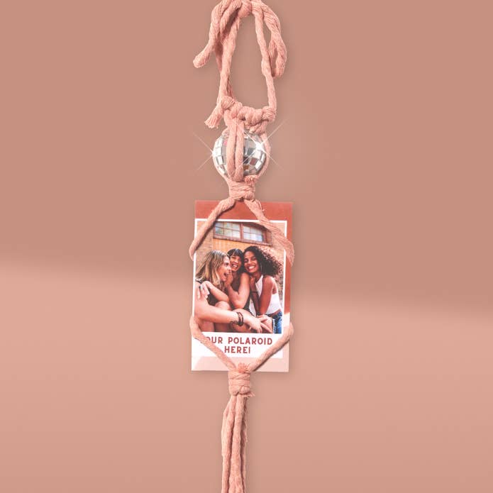 Offhand Fibers - Vendita all'ingrosso Ciondolo decorativo per auto - Donna - Ciondolo per Auto a Forma di Palla da Discoteca Polaroid | Mini Cornice per Foto