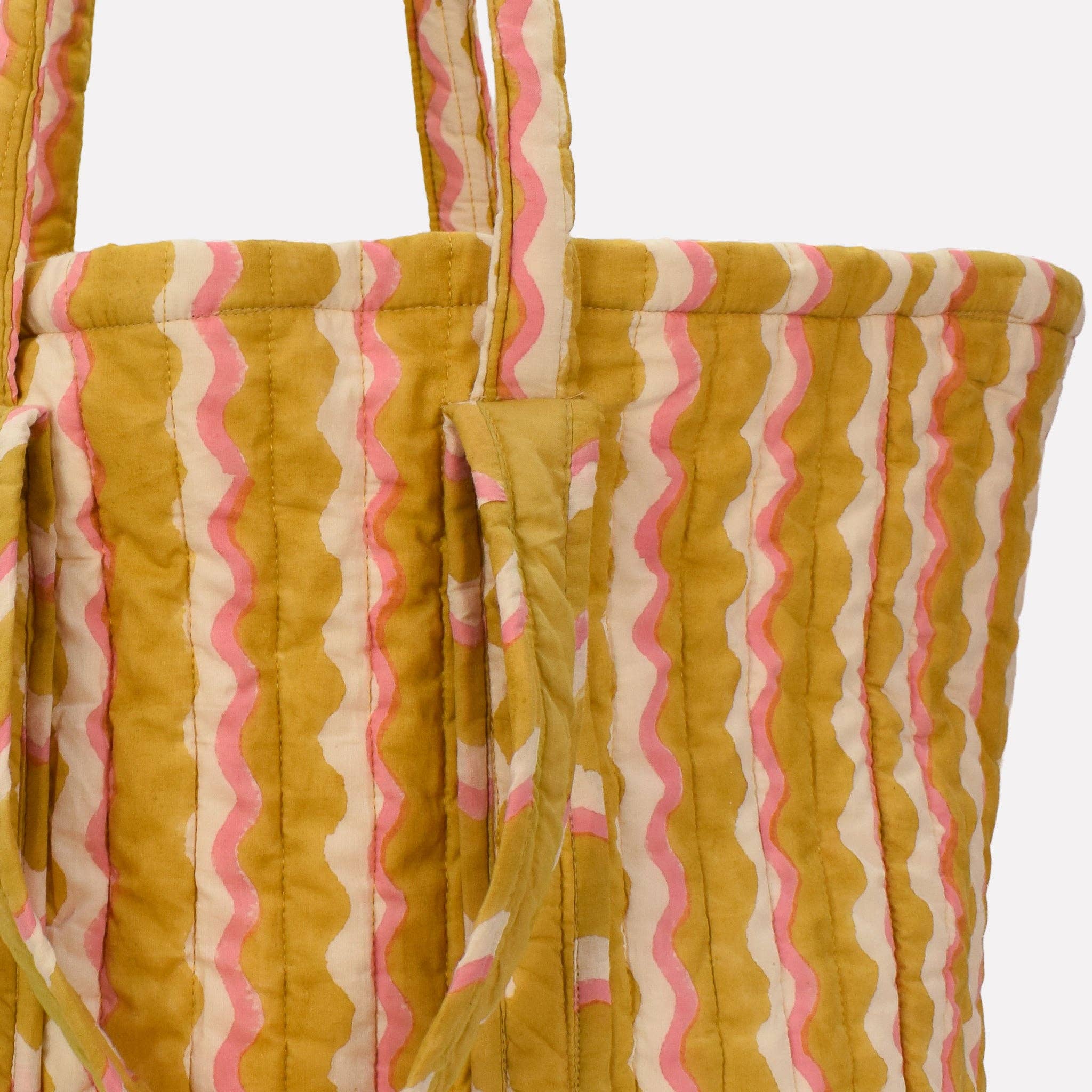 YONDER. – wholesale Tote bag – Women's – Quilted Carry All | Wiggle | Honey6