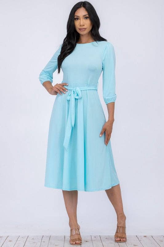 H&H Fashion Inc. – Großhandel Kleid – Damen – HH583X-S Plus Size Midi-Kleid mit Bindegürtel, Puffärmeln & Schlüsselloch-Ausschnitt21
