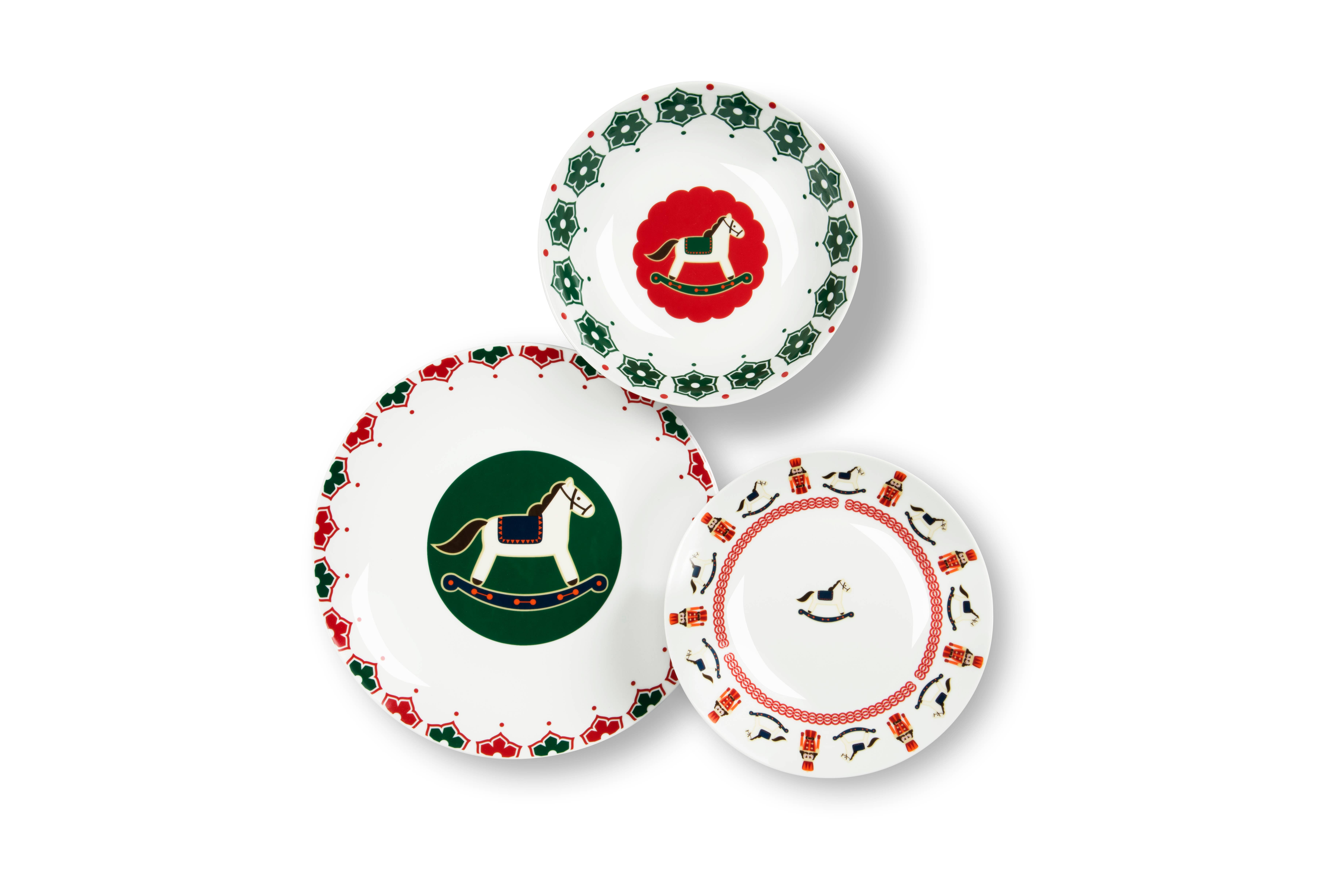 multicolour Christmas Dinnerware Set 18 pcs Nutcracker for wholesale on Faire1