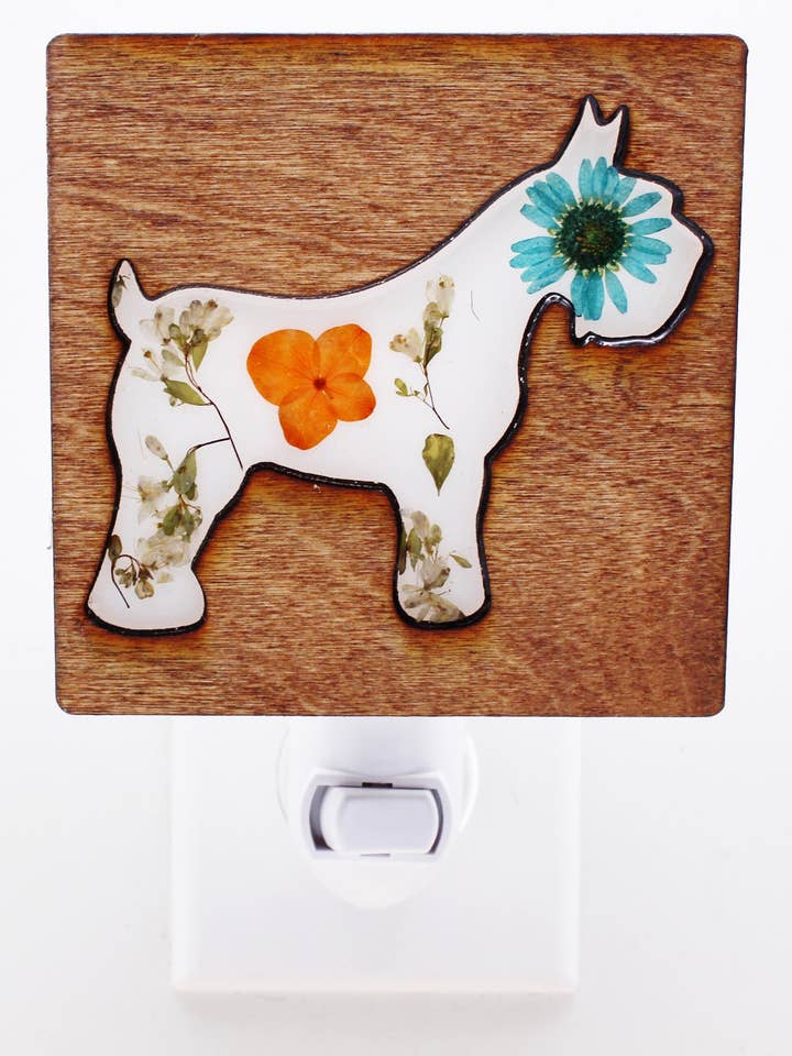 Schnauzer natlys, natlys, natlys for engroshandel hos Night in Light