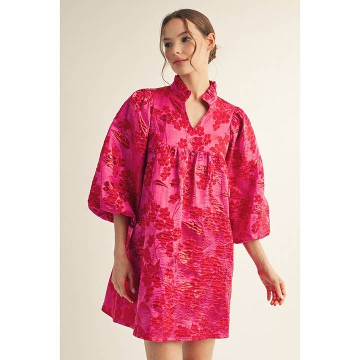 NOUVELLE Robe en Jacquard Fleuri pour la vente par STYLE USA