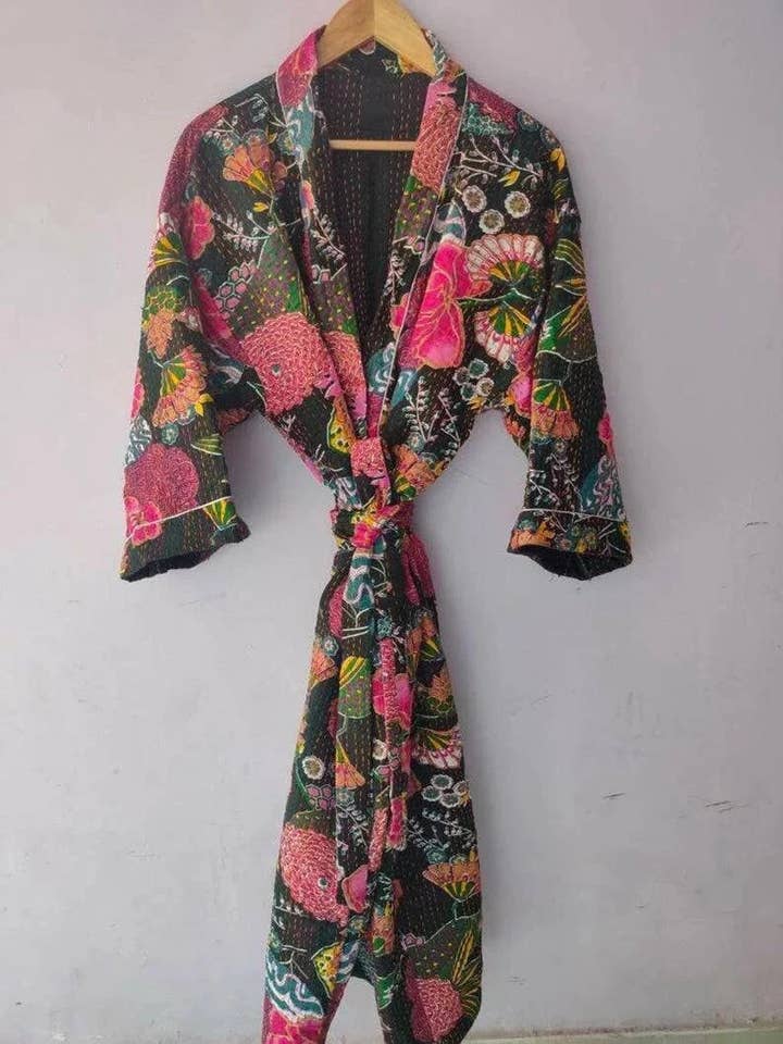 GYPSY STUDIO – wholesale Jacka - Dam – Tryckta vadderade jackor indiska handgjorda kantha-kappor jackor