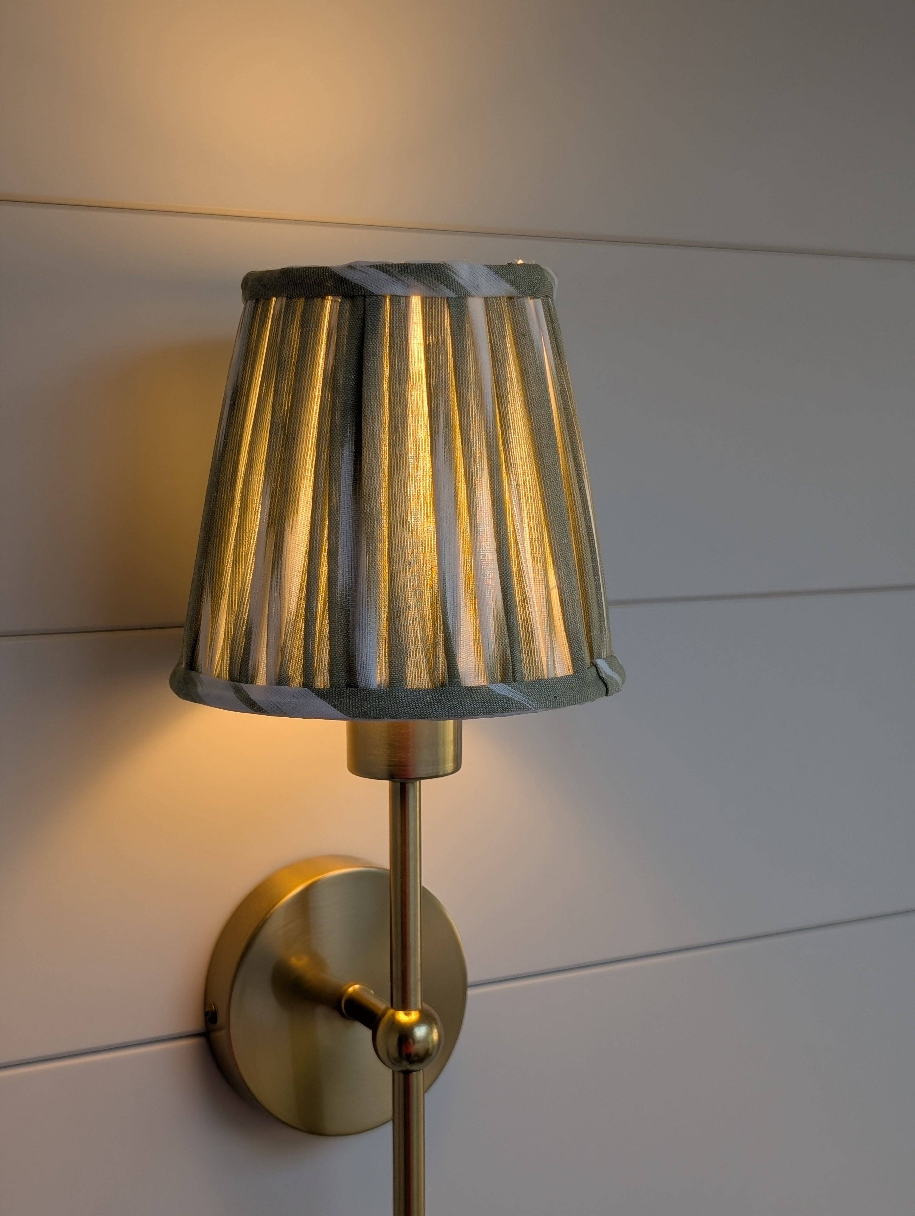 LNH EDIT - Wholesale Lamp Shade - Green Ikat Pleated Lampshade10