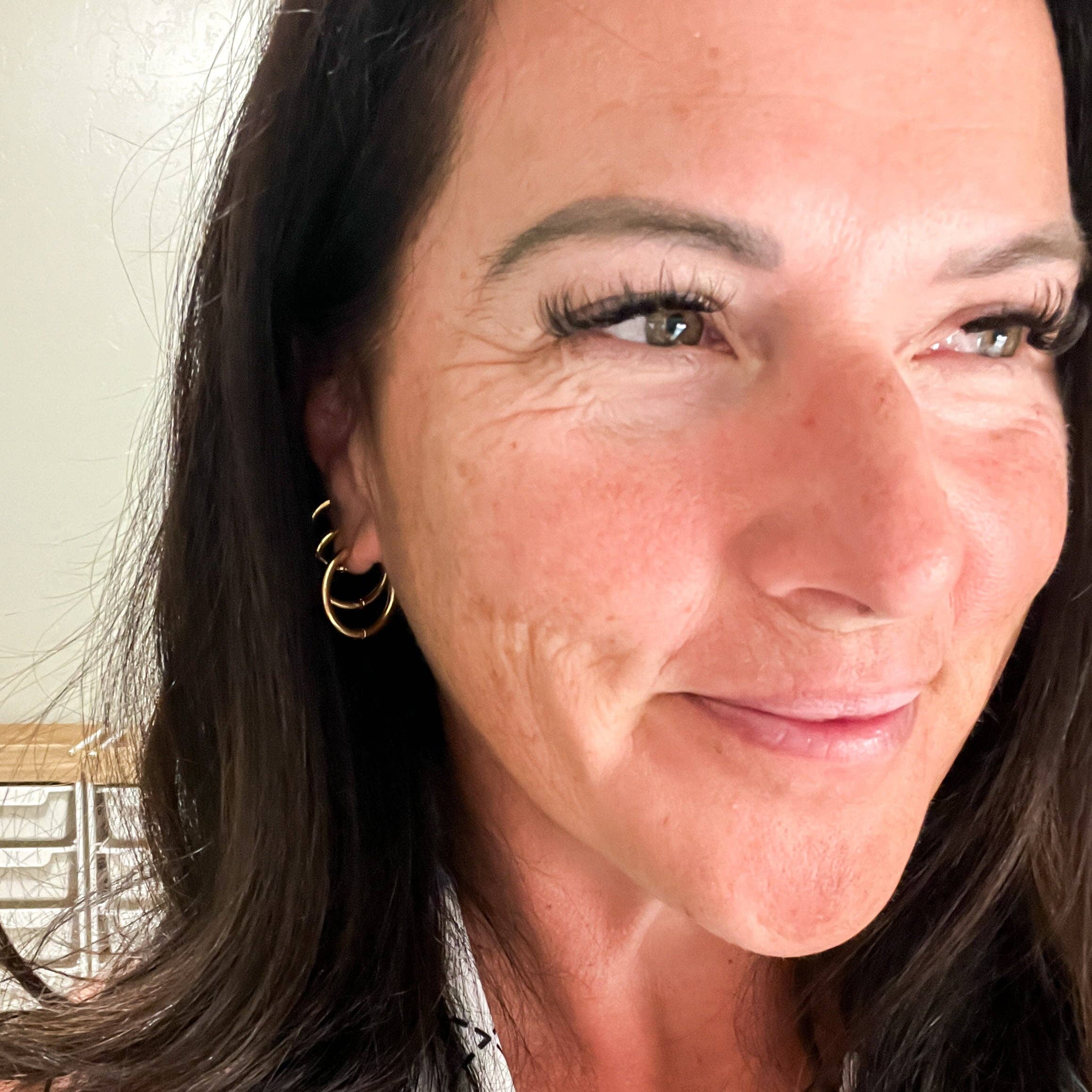 Fiona Grace - Wholesale Jewelry Set - Larger 18k Gold Huggies- Set Of 34