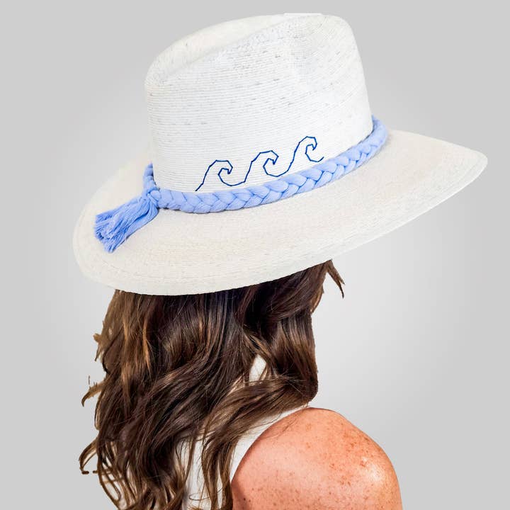 Bonnet Baldiz « Wave » pour la vente par Baldiz