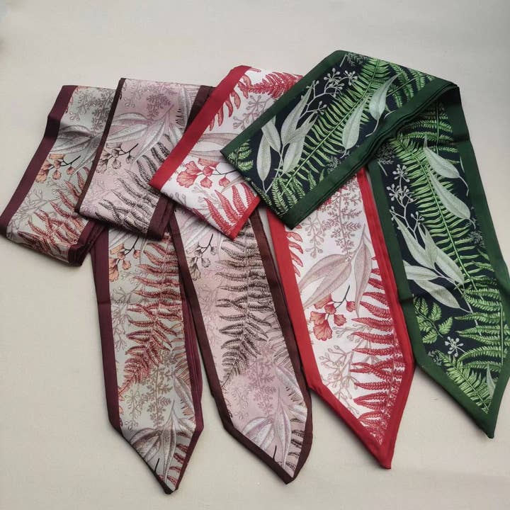 Funkyrel® Atzbranding Limited - Wholesale Scarf – Women's - Scarvii - Plant-Print Neck Scarf - Classic & Soft4