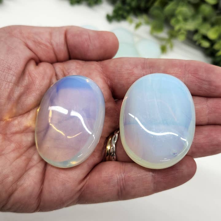Meraki Gemstones - Wholesale Spiritual Stone/Crystal - Opalite (0.5kg/1.1lbs.) Palm Stones/Pillow Shape3