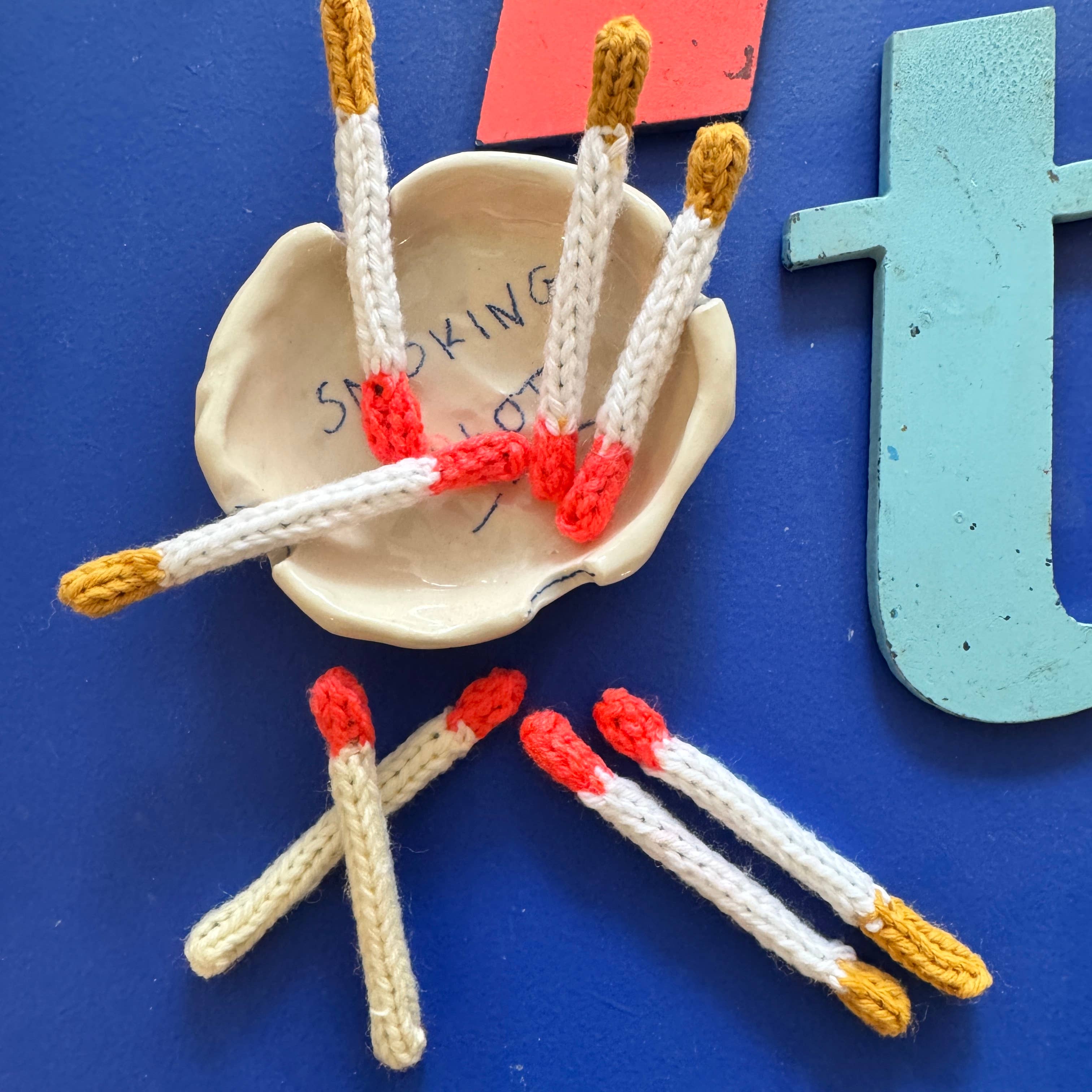 Charlie&June - Wholesale Wall Accent - Knitted Wall Decoration The Cigarette (set of 3)0