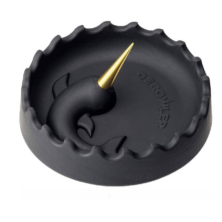 Debowler Narwhal Silicone Ashtray with Cleaning Spike for wholesale by Debowler