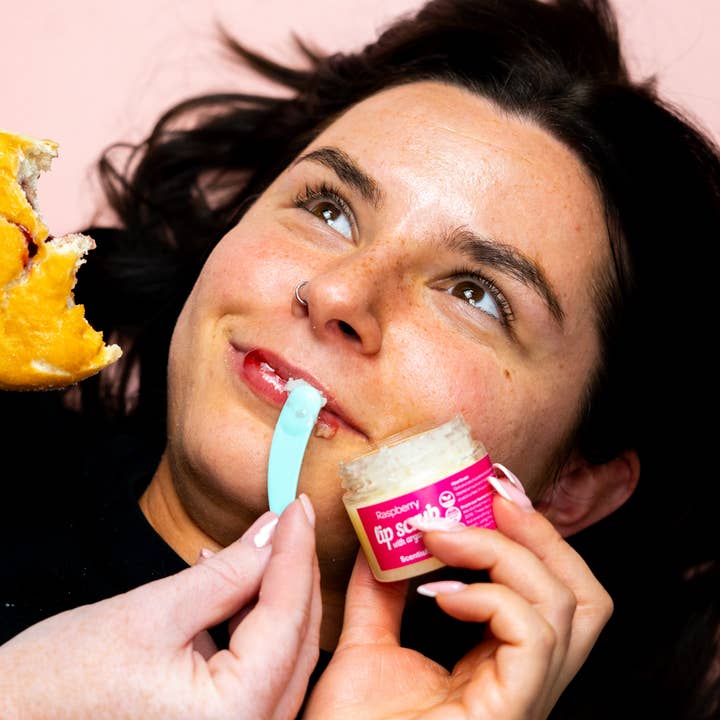 Raspberry Lip scrub for wholesale by Scentish