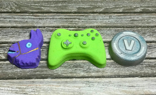 Southern Fleek Bath LLC – wholesale Bath bomb/fizz – Video Game Bath Bomb Gift Set2