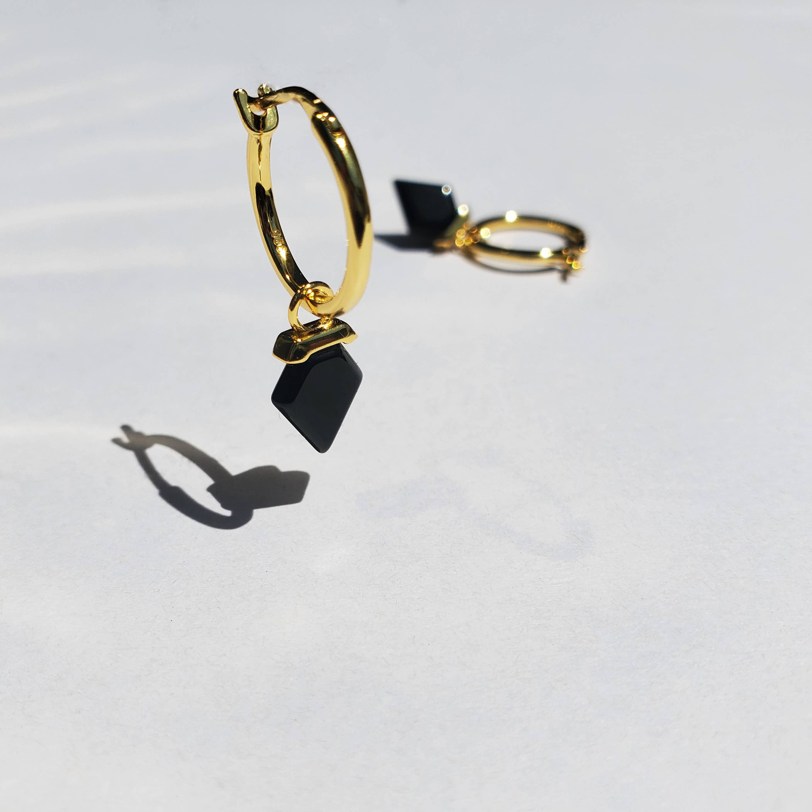 HolyBang Jewels – Großhandel Ohrhänger – OHRHÄNGER AUS ONYX - E-H7855B1