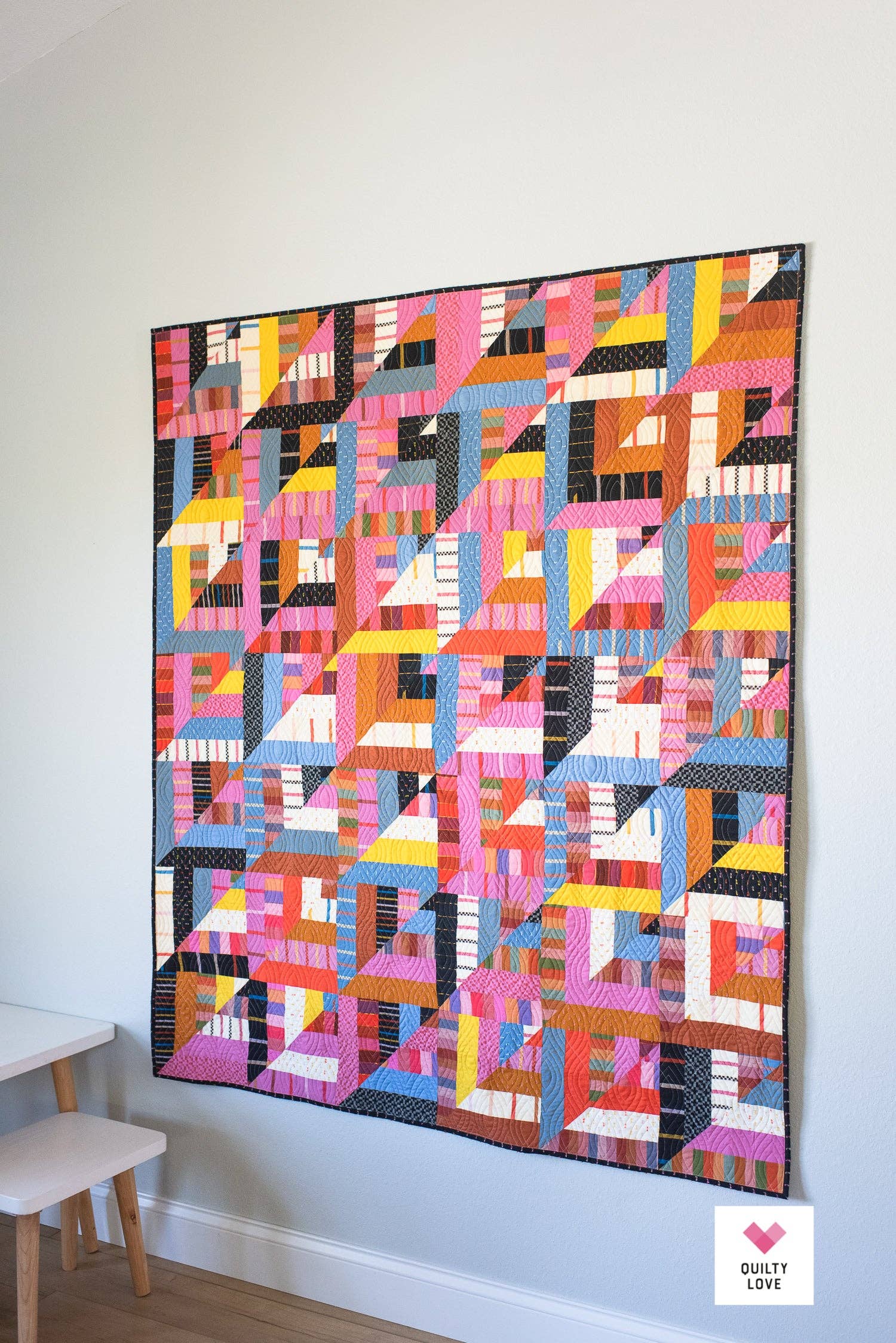 Quilty Love - Wholesale Craft Sewing Kit - Lucky Log Cabins PAPER Quilt Pattern9