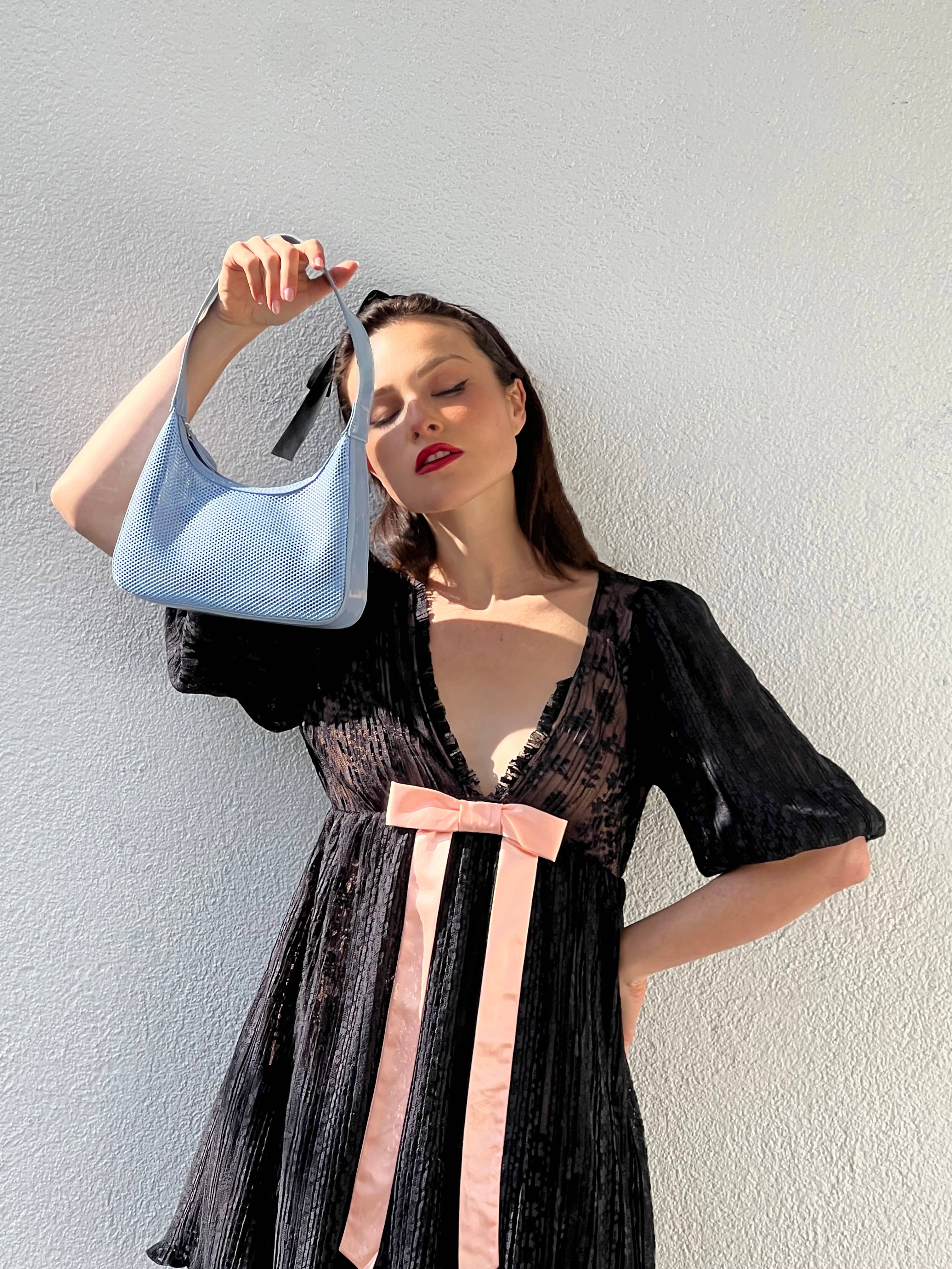 KAYLA+AVA – Großhandel Schultertasche – Damen – CAMILA MESH-SCHULTERTASCHE1