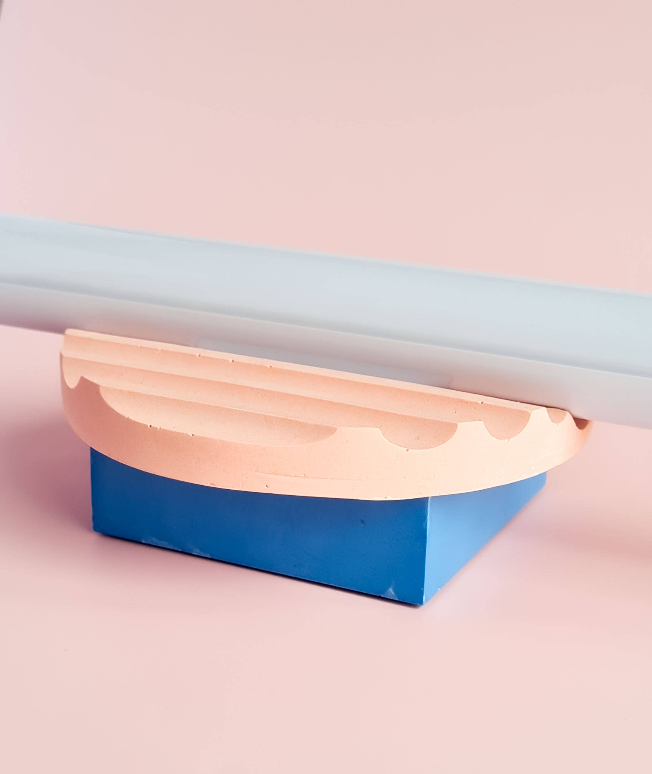 Mono - Wholesale Sconce - Wall light | Handmade Jesmonite |  Wanda & Wally4