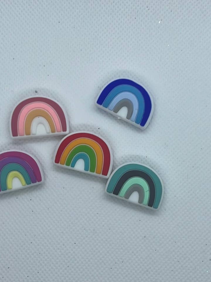 Perles en silicone - Arc-en-ciel, 25 x 18 mm pour la vente par Crafting with CT