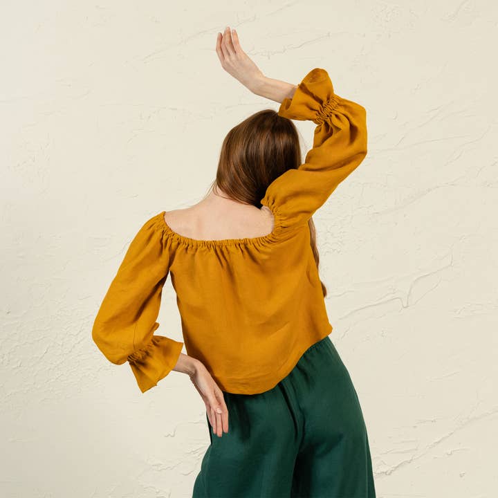 menique - Wholesale Blouse - Women's - Linen Off Shoulder Top with Ruffles Jessica - Linen Blouse