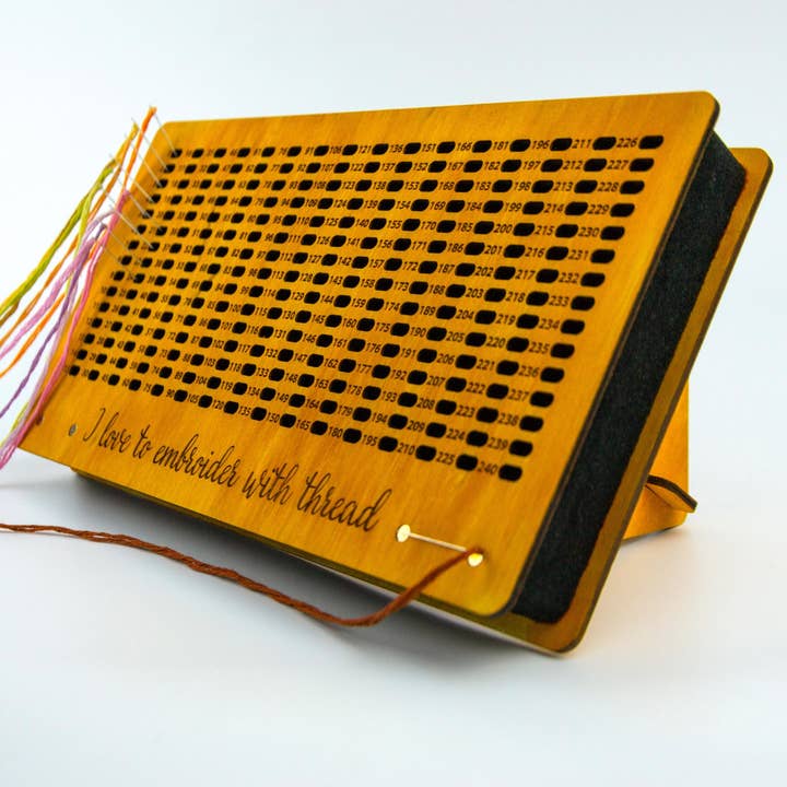 Embroidery craft - Wholesale Embroidery/cross-stitch supplies - Needle storage organizer 240 slots for embroidery OG-0828