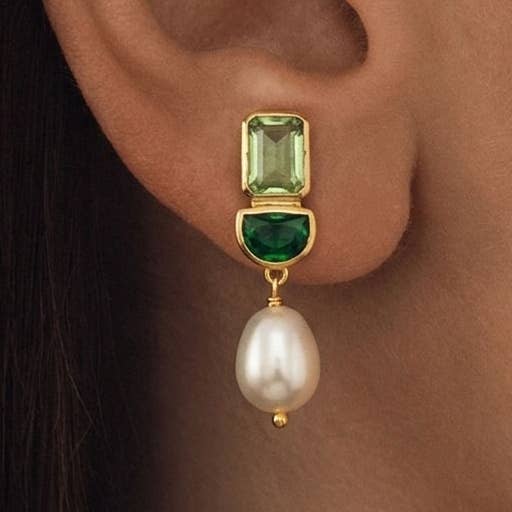 Orecchino Meryl Placcato Oro - Perla, Tormalina Verde e Quarzo per la vendita all'ingrosso da parte di Schmuckoo x Noyre Berlin