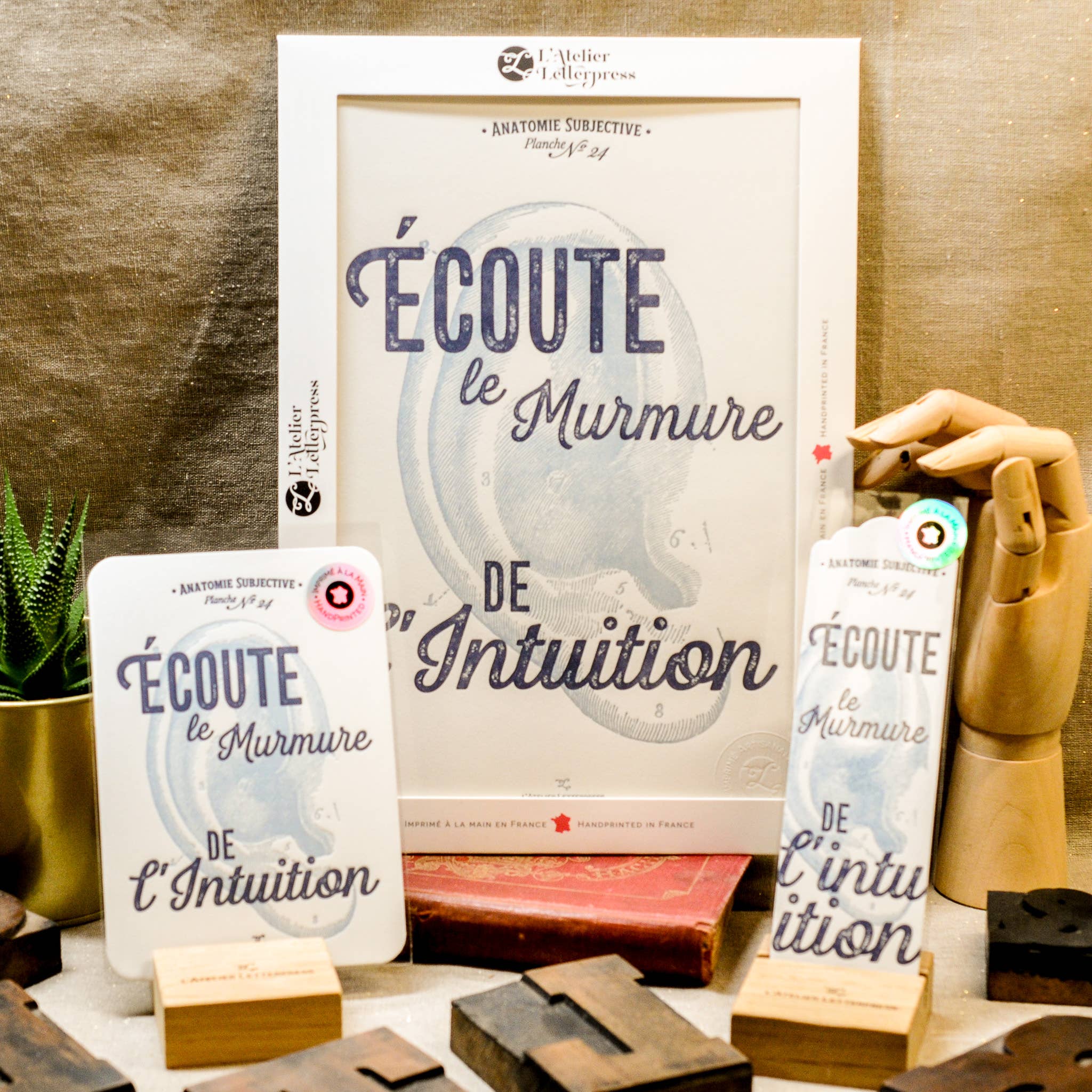 L'Atelier Letterpress – Engroshandel Hverdagshilsen kort – Bogtrykt kort 'Lyt til intuitionens hvisken' (øre)3