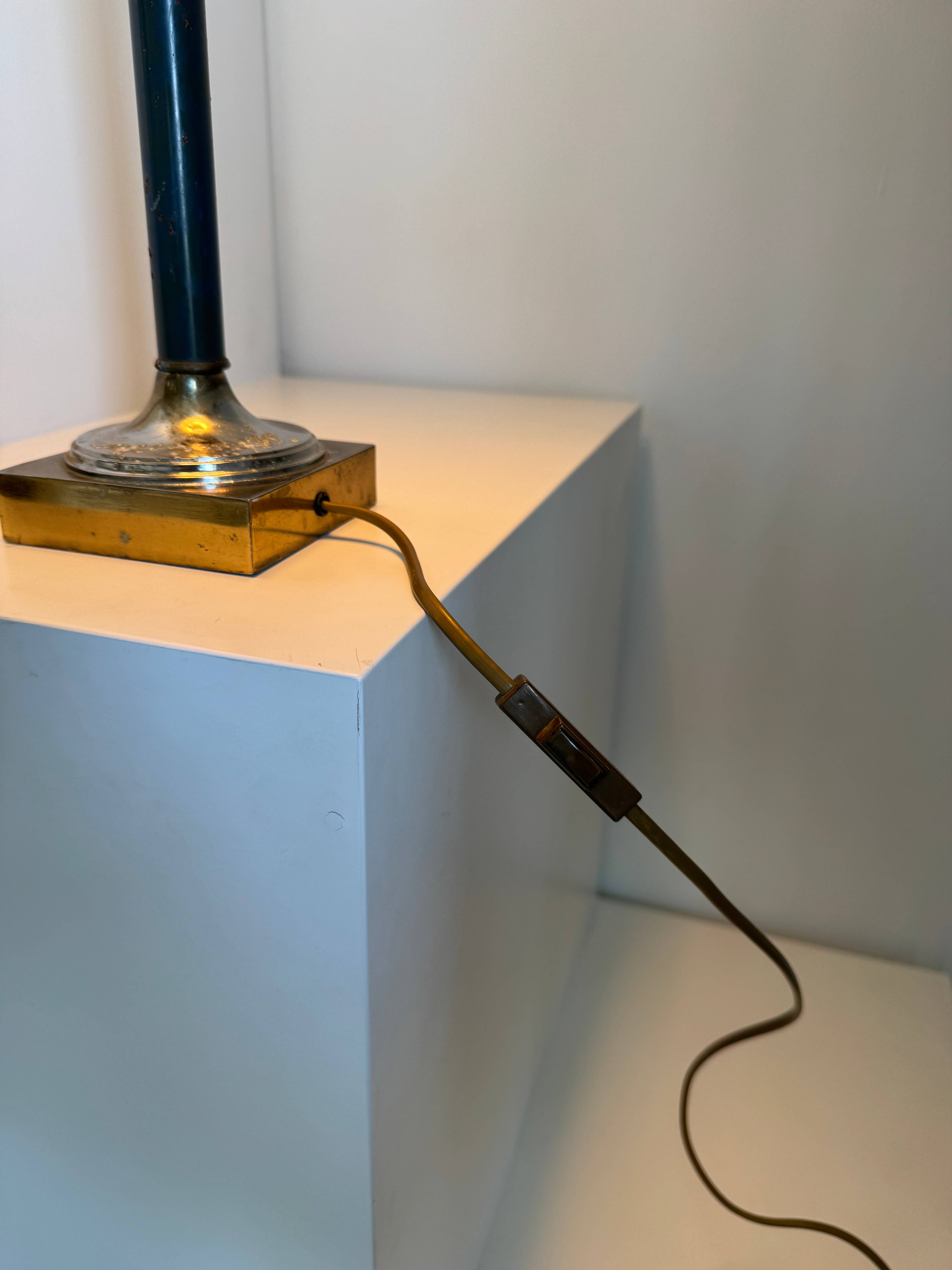 Office Objets - Wholesale Accent/Desk Lamp - Vintage green and gold table lamp H60 D305