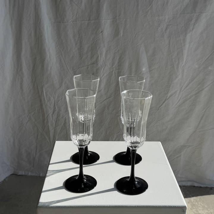 Office Objets - Wholesale Champagne Flute - 4 large octagonal Luminarc Octime champagne flutes6