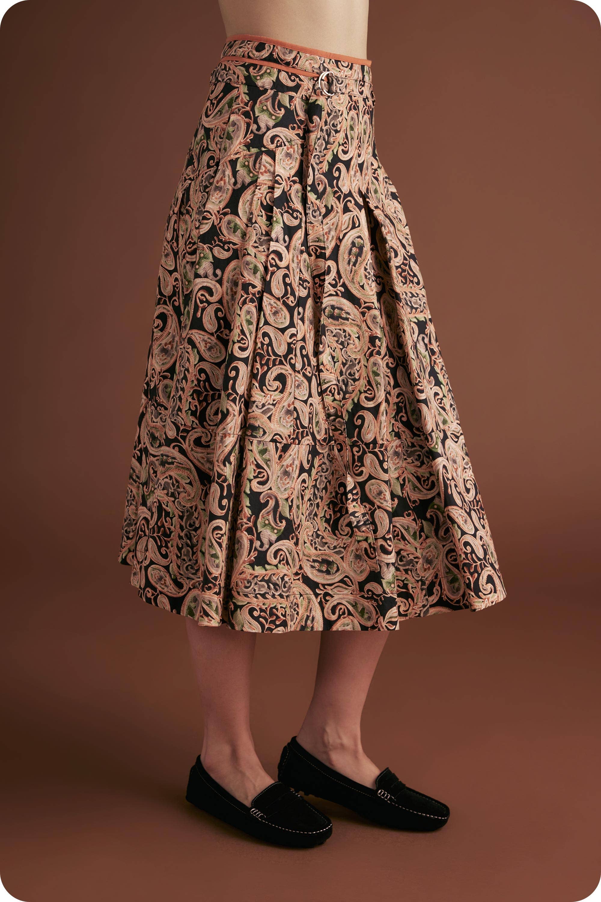 Black Multi Posh Paisley Printed Contrast Binding Top for wholesale on Faire9