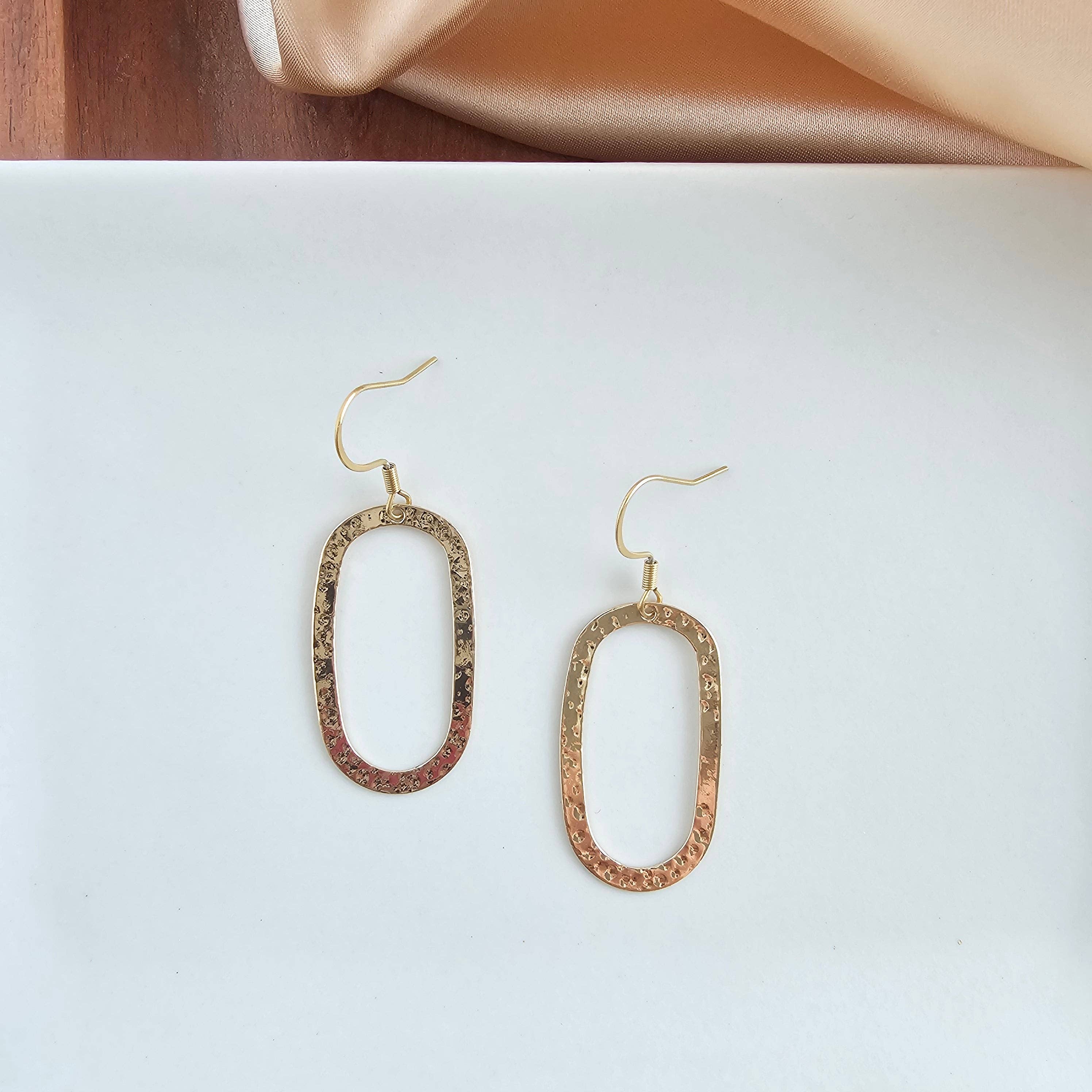 Spiffy & Splendid - Wholesale Dangle Earrings - Sienna Earrings - Gold // Jewelry, Classic1