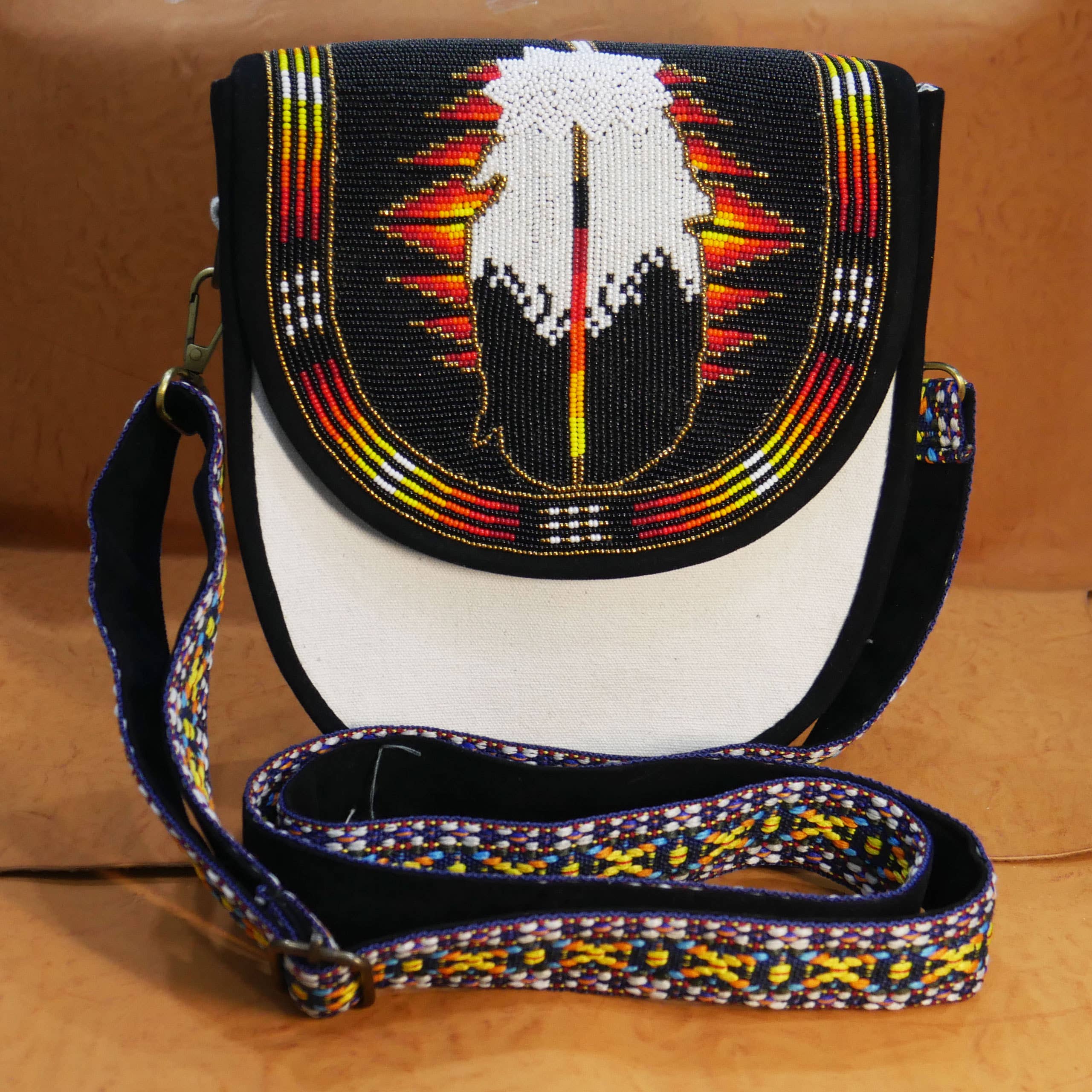 KANGURAH - Wholesale Crossbody Bag - Unisex - Black Bear-paw Native American Beaded Canvas Crossbody Bag0