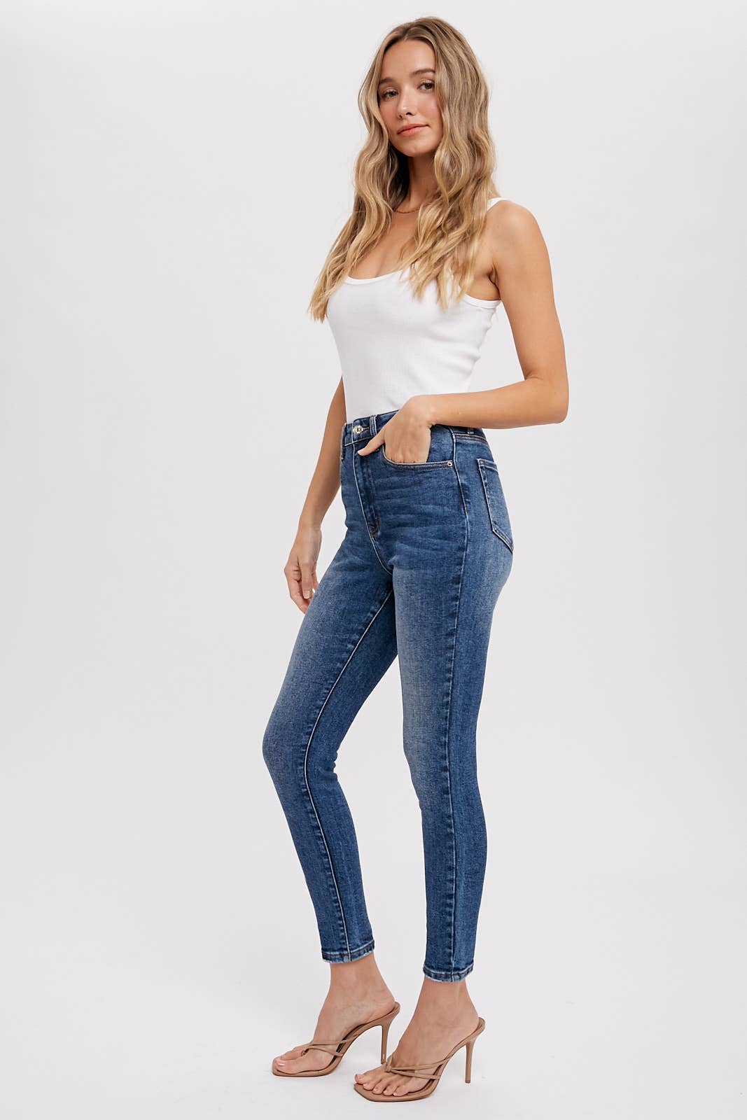 Bluivy - Vendita all'ingrosso Jeans - Donna - JEANS SKINNY VITA MEDIA16