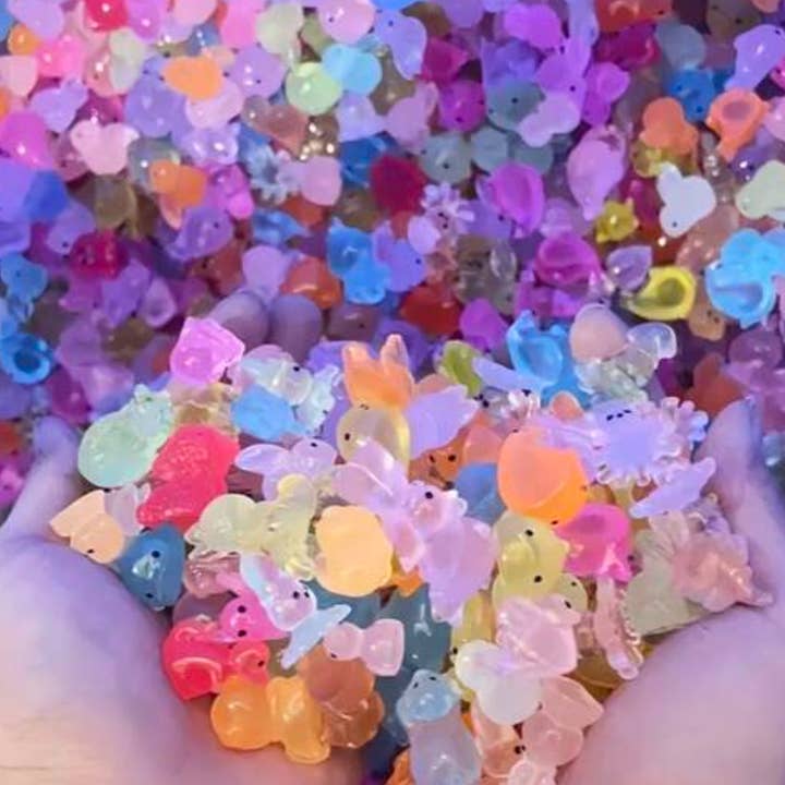 Moon River Designs - Wholesale Gag Gift/Novelty Gift - Glow in the Dark Acrylic Mix Animals Mystery Bags2